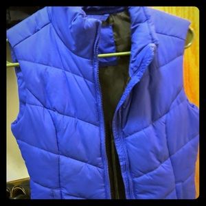 Aeropostale bright blue puffer vest
